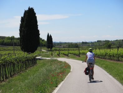 Best bike tours in Italy - cycling along rivers (Brenta, Mincio, Adige) around Verona, Lake Garda and Venice